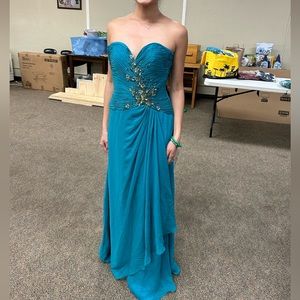 Brand NWT Juliet Evening Gown